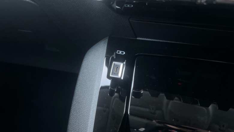 Peugeot 208 1.2 PureTech 100 Allure Premium + 5dr Petrol Hatchback